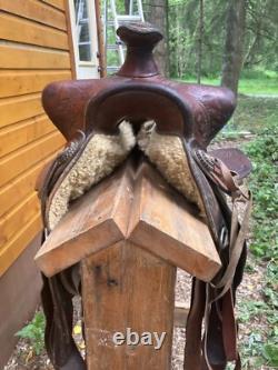 Western saddle, Utahn brand, flaws, see pics for measurements & condition