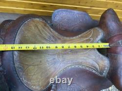 Western saddle, Utahn brand, flaws, see pics for measurements & condition