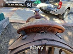 Western trophy saddle, 15.5