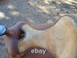 Western trophy saddle, 15.5