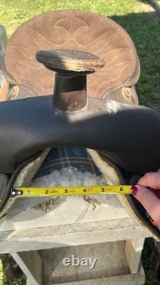 Wintec Pleasure/Trail Western Saddle 16 Black Synthetic Material