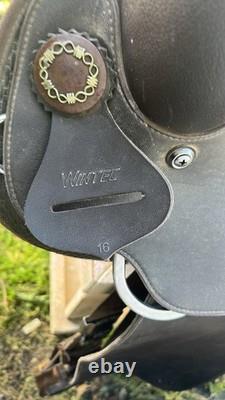 Wintec Pleasure/Trail Western Saddle 16 Black Synthetic Material