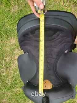 Wintec Synthetic 15 Western Draft Size Light Weight Trail Horse Saddle