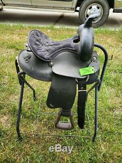 Wintec Western Saddle 12 Inch Seat Black, free headstall and more