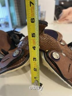 Youth Kid Western Barrel Trail Saddle Floral Tooled Leather Purple Suede Seat